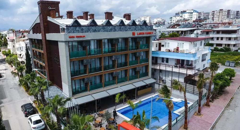 هتل لارن فمیلی آنتالیا